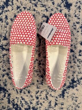 Women’s Floafers size 8 NWT